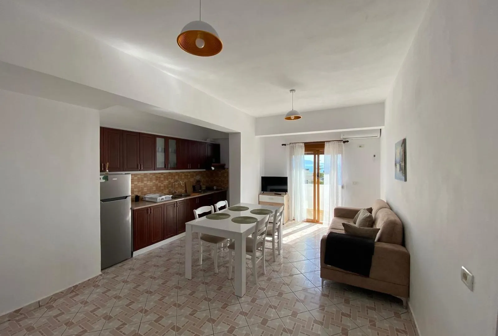 Astoria Apartments Sarande 0*,