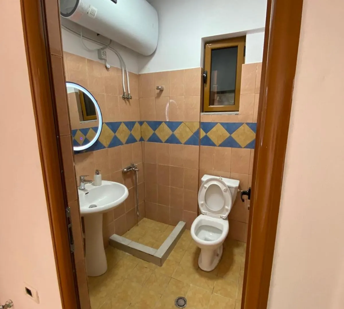 Astoria Apartments Sarande 0*,  Albania